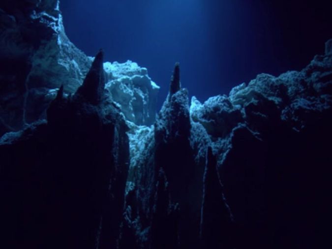 Khám phá vùng biển sâu nhất thế giới 10